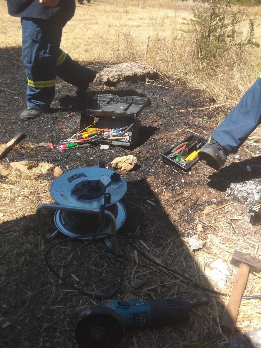 Φωτιά από ηλεκτρικό τροχό προκλήθηκε στον Αυλώνα - Δείτε φωτογραφία