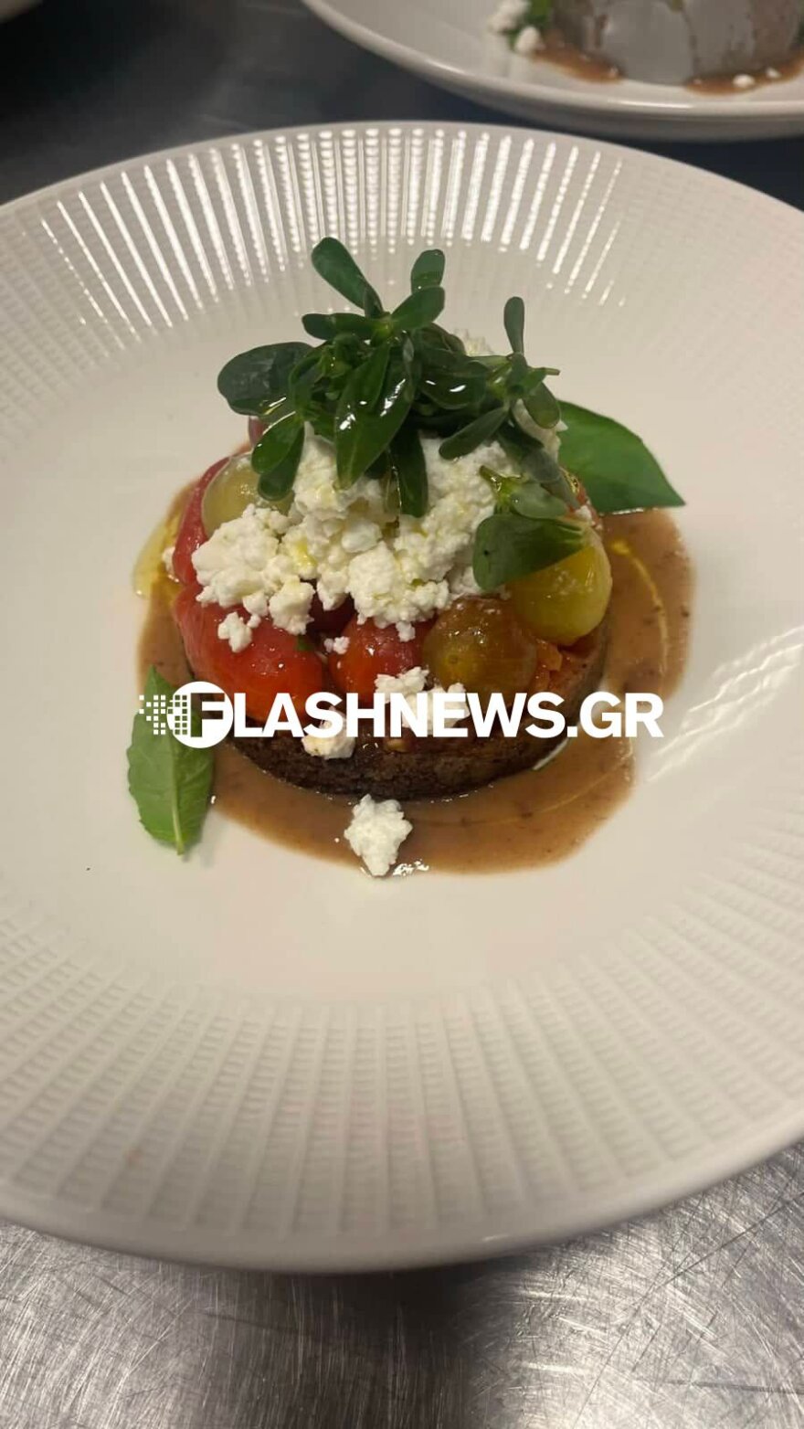 Ντολμαδάκια, ντάκος και γαμοπίλαφο - Το μενού του Χανιώτη σεφ για το δείπνο Μητσοτάκη με Μπιν Σαλμάν