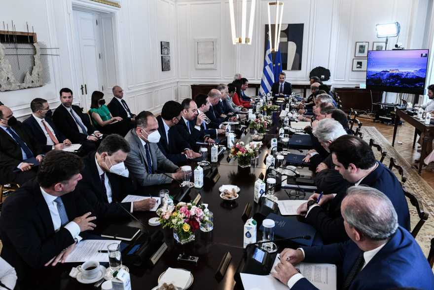 Κυριάκος Μητσοτάκης: Κριτική στους «πυροσβέστες της ξαπλώστρας» - «Λίγο σεβασμό»