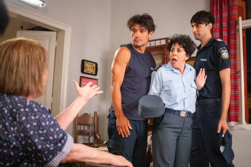 «Εκτός Υπηρεσίας»: Ξεκίνησαν τα γυρίσματα της νέας κωμικής σειράς