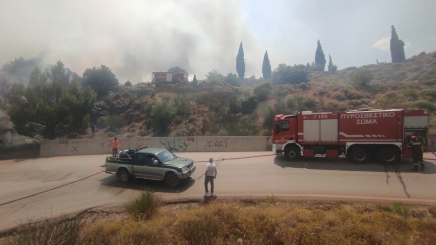 Φωτιά στη Βοιωτία: Μάχη με τους ισχυρούς ανέμους και τις αναζωπυρώσεις 