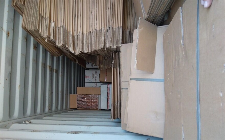 «Μπλόκο» της ΑΑΔΕ σε 9 κοντέινερ με 98 εκατομμύρια λαθραία τσιγάρα!