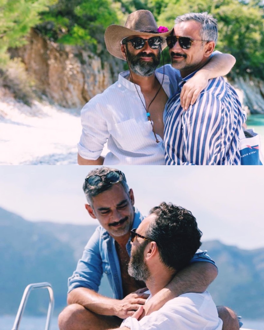 Άγγελος Μπράτης: Mε τον σύντροφό του στα γυρίσματα της εκπομπής «Life is a beach»