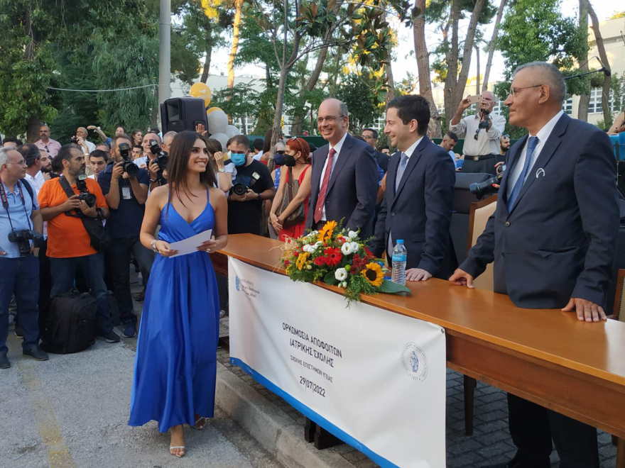 Ορκίστηκε η επόμενη γενιά ιατρών της Ιατρικής Σχολής ΕΚΠΑ