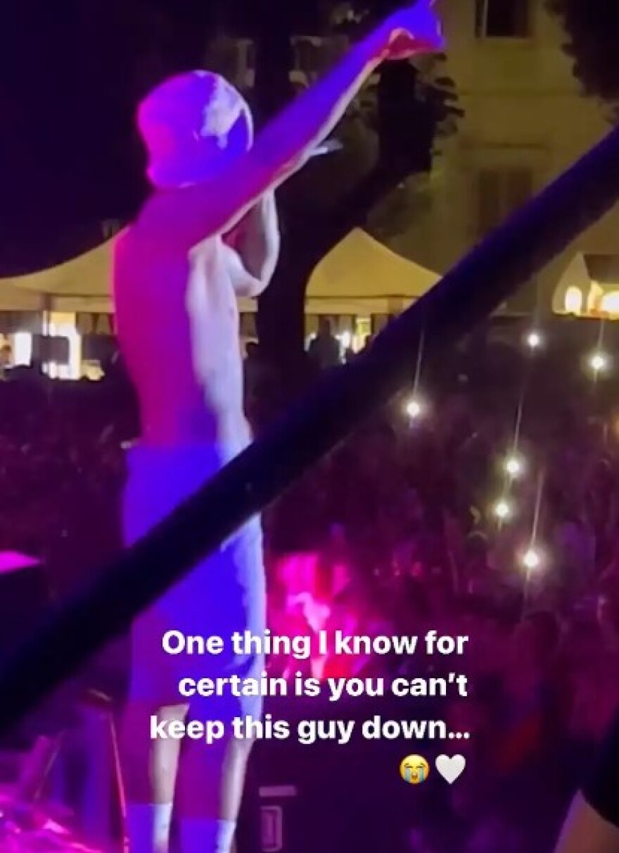 Τζάστιν Μπίμπερ: Ο τραγουδιστής επέστρεψε στη σκηνή μετά την περιπέτεια της υγείας του