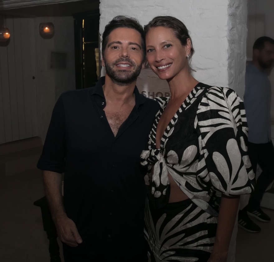 Κρίστι Τέρλιγκτον: Στην Ελλάδα για διακοπές η μούσα του Κάλβιν Κλάιν και του Τζορτζ Μάικλ