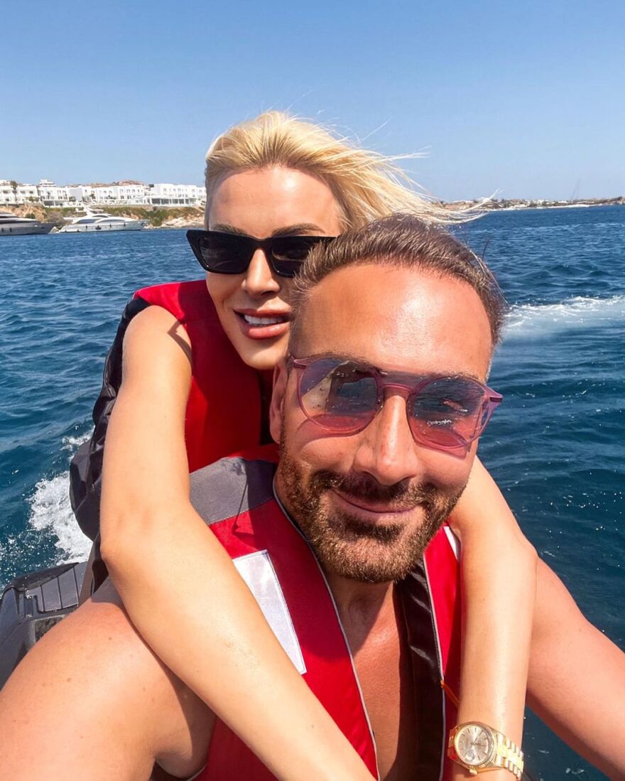 Νίκος Κοκλώνης: Κάνει τζετ σκι μαζί με την Κατερίνα Καινούργιου 