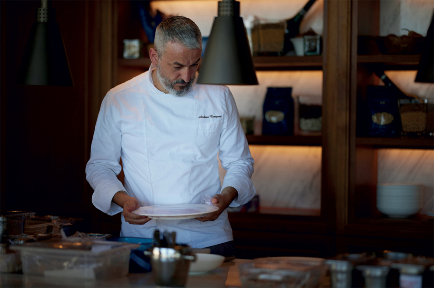 Φεραγκάμο - Κοκοτοί: Γκουρμέ μπίζνες στην Ελούντα