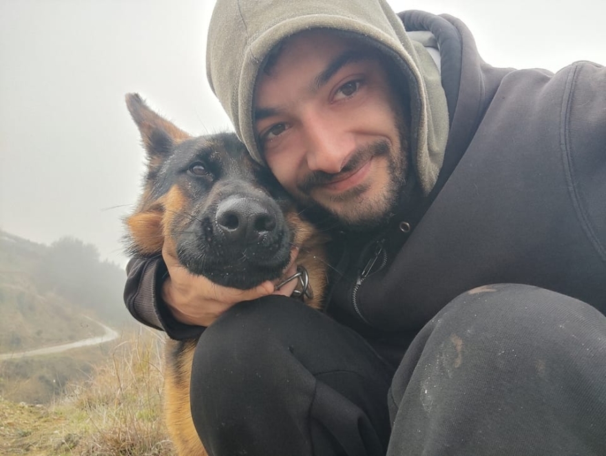 Σέρρες: Ξεσπούν η μητέρα και ο αδελφός του 26χρονου που σκοτώθηκε στο ασανσέρ - «Ήταν ένα παιδί μάλαμα»