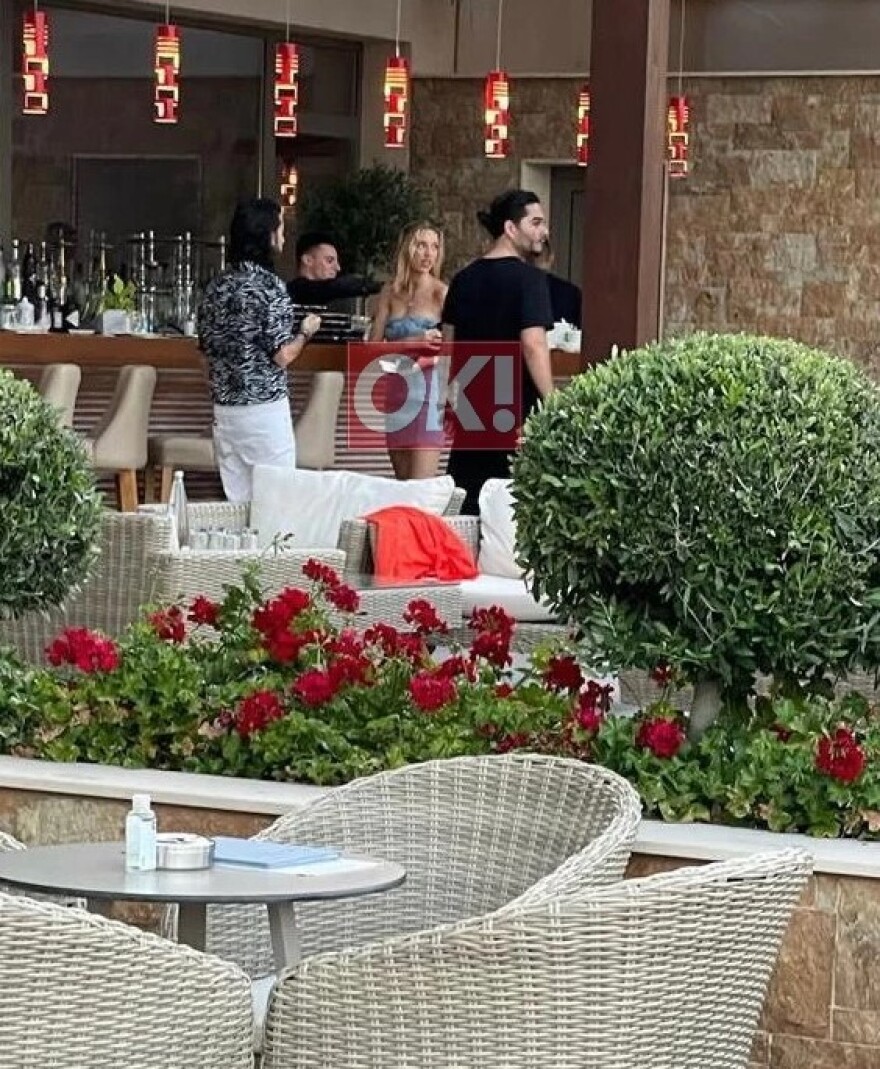 Χρήστος Μάστορας και Γαρυφαλλιά Καληφώνη μαζί στη Χαλκιδική