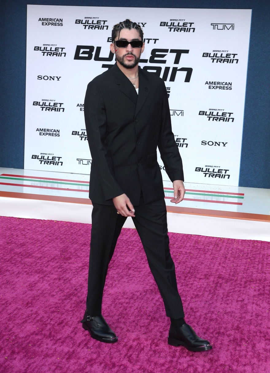 O Μπραντ Πιτ... «πετούσε» από τη χαρά του στην πρεμιέρα του «Bullet Train»
