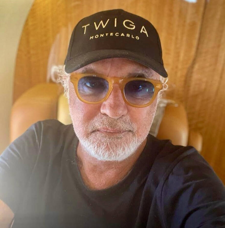 Ο Φλάβιο Μπριατόρε στη Μύκονο για δύο «σπέσιαλ» βραδιές στο Billionaire 