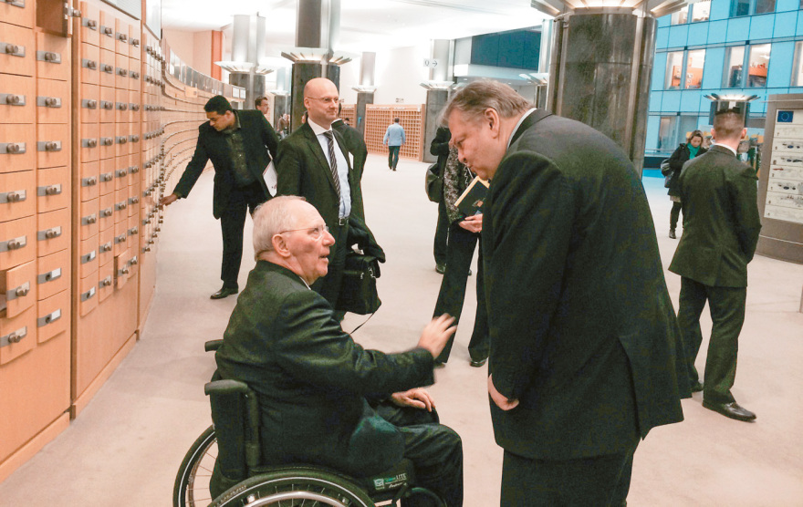 Μαρτυρίες Βενιζέλου: 6+1 ιστορίες από τις σκοτεινές μέρες των μνημονίων  