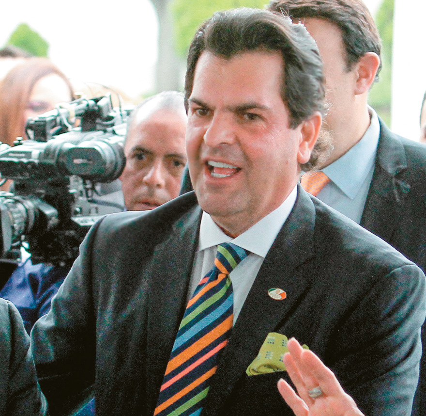 Οι billionaires ψηφίζουν Ελλάδα και αρμενίζουν με τις θαλαμηγούς τους 