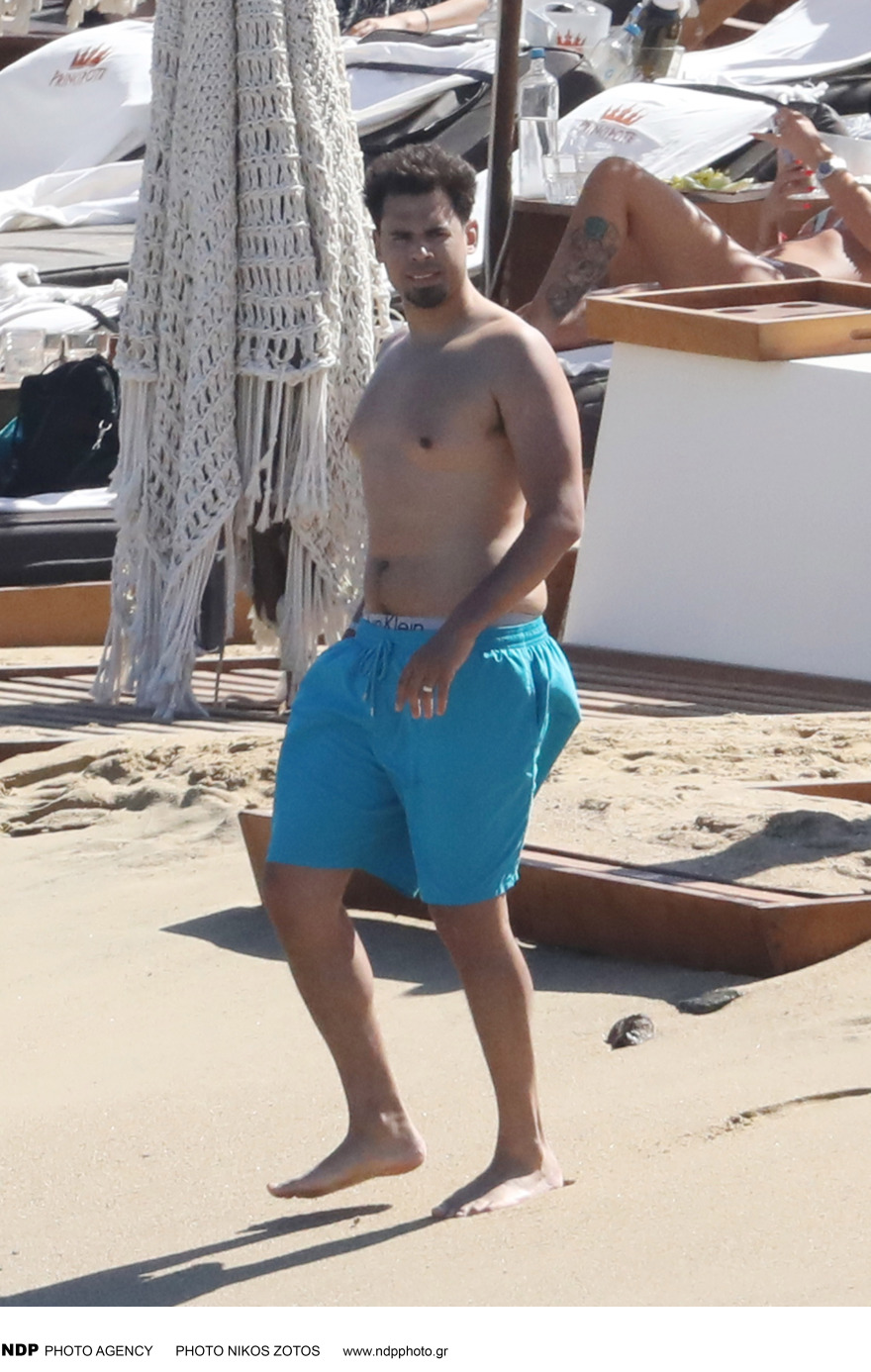 Ελέτρα Λαμποργκίνι: Στη Μύκονο η πάμπλουτη κληρονόμος των Lamborghini