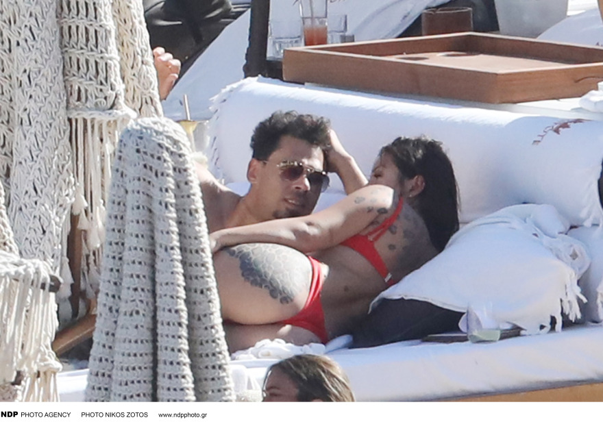 Ελέτρα Λαμποργκίνι: Στη Μύκονο η πάμπλουτη κληρονόμος των Lamborghini