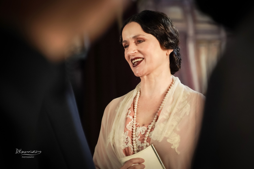 Φλόγα και άνεμος: Ο θυελλώδης έρωτας του Γεωργίου Παπανδρέου και της Κυβέλης έγινε σειρά στην EΡΤ