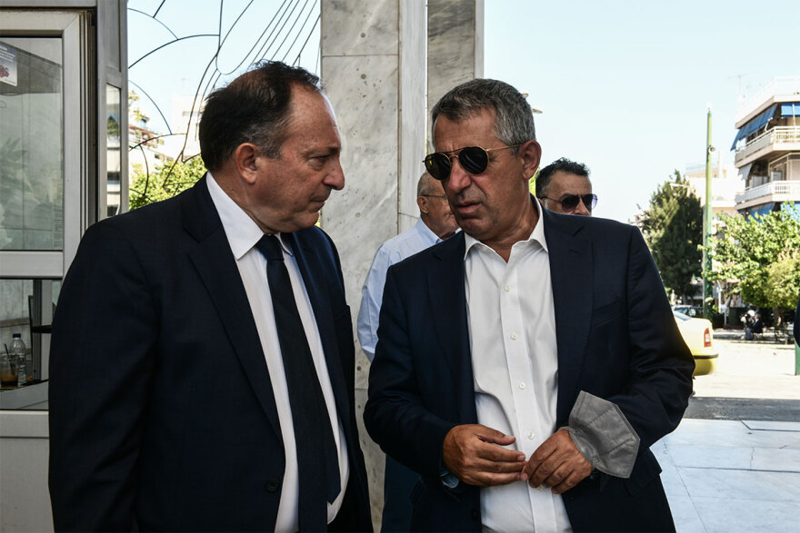 Σταύρος Ψυχάρης: Το τελευταίο αντίο - Δείτε βίντεο και φωτογραφίες