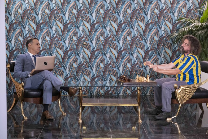 Ποιος Παπαδόπουλος: Ξεκίνησαν τα γυρίσματα της νέας κωμικής σειράς