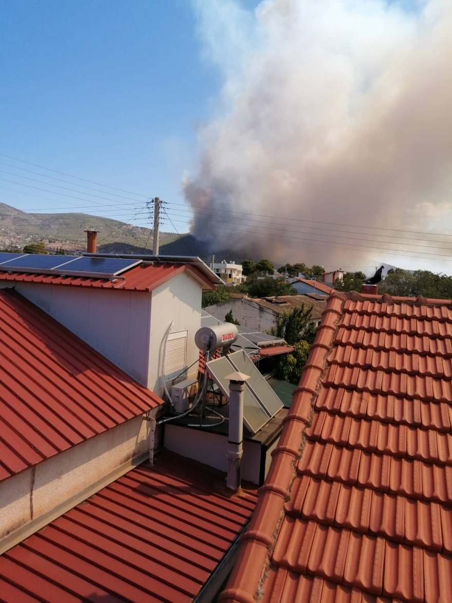 Οριοθετήθηκε η πυρκαγιά στη Νέα Πέραμο