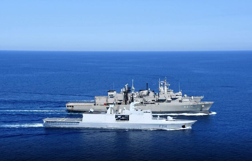 Φωτογραφίες: Συνεκπαιδεύσεις μονάδων του Στόλου με γαλλική φρεγάτα και μονάδες της Διοίκησης Ναυτικού Κύπρου