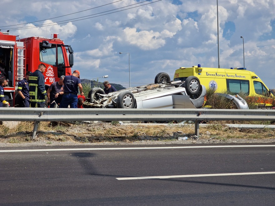 Θεσσαλονίκη: Σοβαρό τροχαίο στην Εγνατία Οδό – Στο νοσοκομείο ζευγάρι ηλικιωμένων