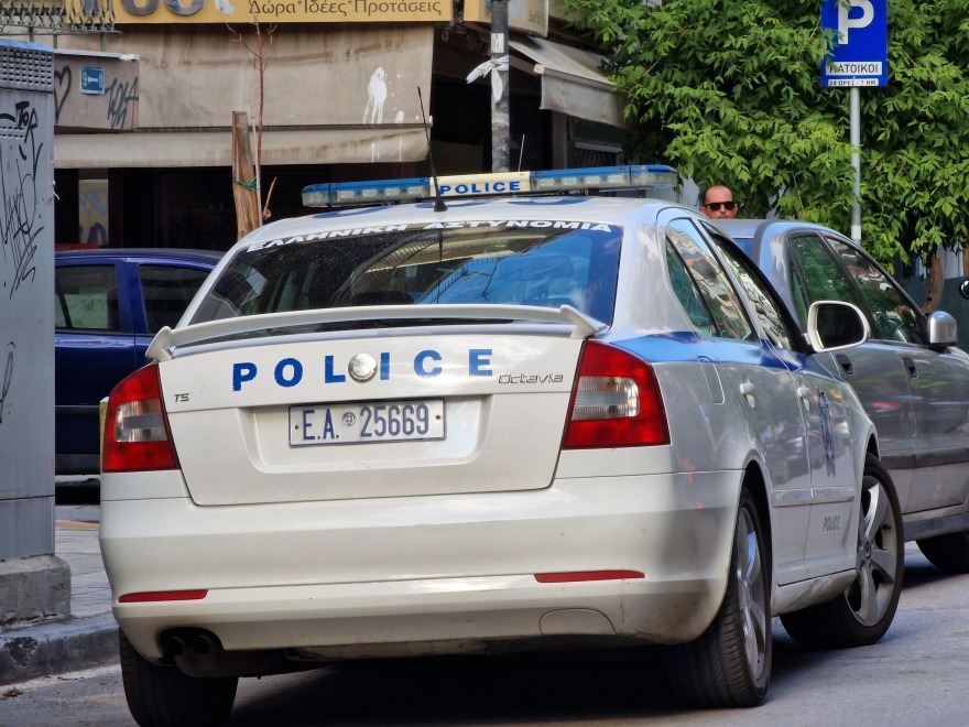 Θεσσαλονίκη: Θρίλερ με άνδρα που βρέθηκε γυμνός και απαγχονισμένος σε σπίτι που είχε πάρει φωτιά