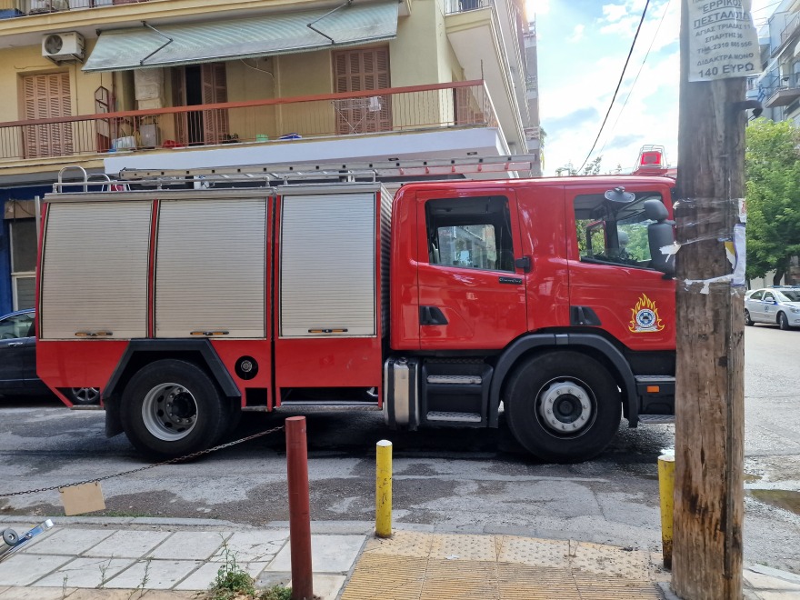 Θεσσαλονίκη: Θρίλερ με άνδρα που βρέθηκε γυμνός και απαγχονισμένος σε σπίτι που είχε πάρει φωτιά