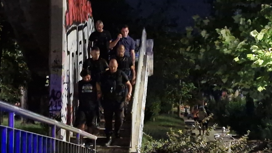 Θεσσαλονίκη: Άντρας ανέβηκε σε γέφυρα της παραλιακής και απειλούσε να αυτοκτονήσει