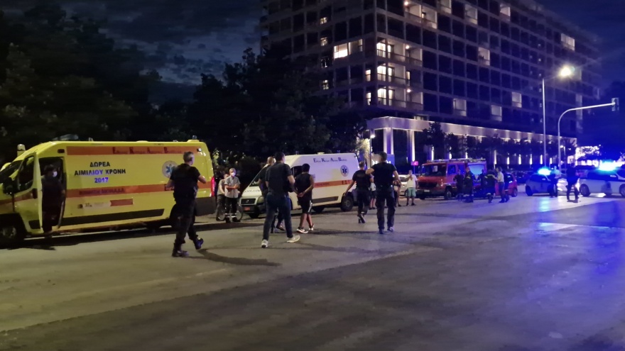 Θεσσαλονίκη: Άντρας ανέβηκε σε γέφυρα της παραλιακής και απειλούσε να αυτοκτονήσει