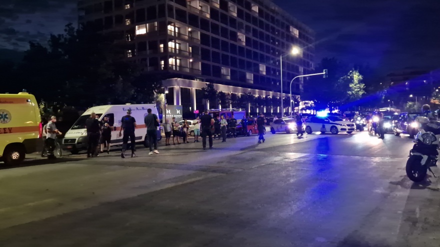 Θεσσαλονίκη: Άντρας ανέβηκε σε γέφυρα της παραλιακής και απειλούσε να αυτοκτονήσει