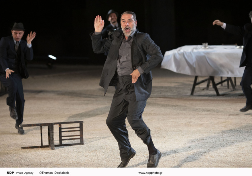 Δέσποινα Βανδή: Τραγουδά στο πλευρό του Βασίλη Μπισμπίκη στην Πάρο