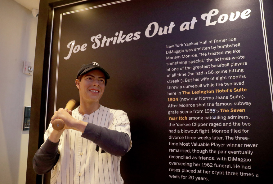 Μέριλιν Μονρόε: Το κέρινο ομοίωμά της τοποθετήθηκε σε λόμπι ξενοδοχείου της Νέας Υόρκης