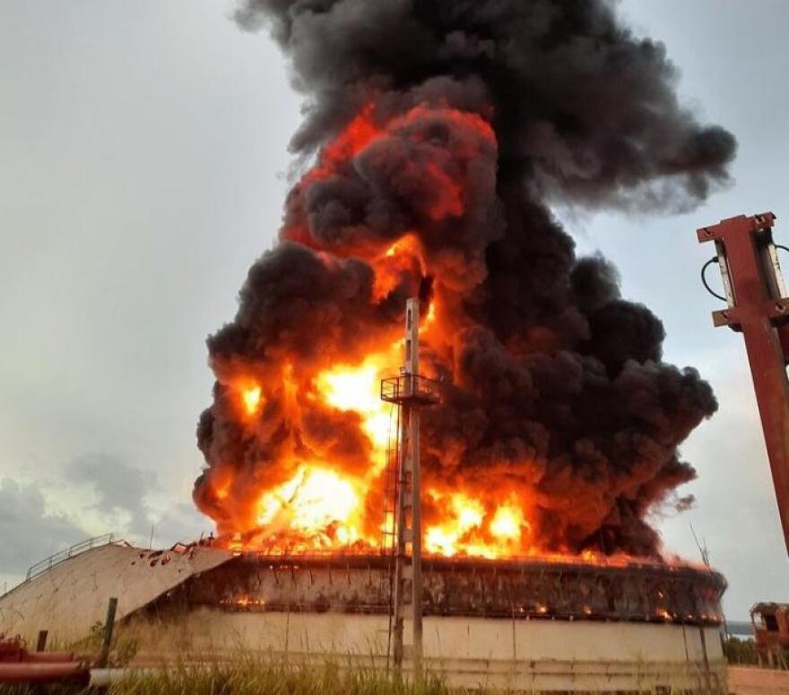 Κούβα: Ένας νεκρός από τη πυρκαγιά σε δεξαμενές πετρελαίου - Προσφορά βοήθειας και από ΗΠΑ