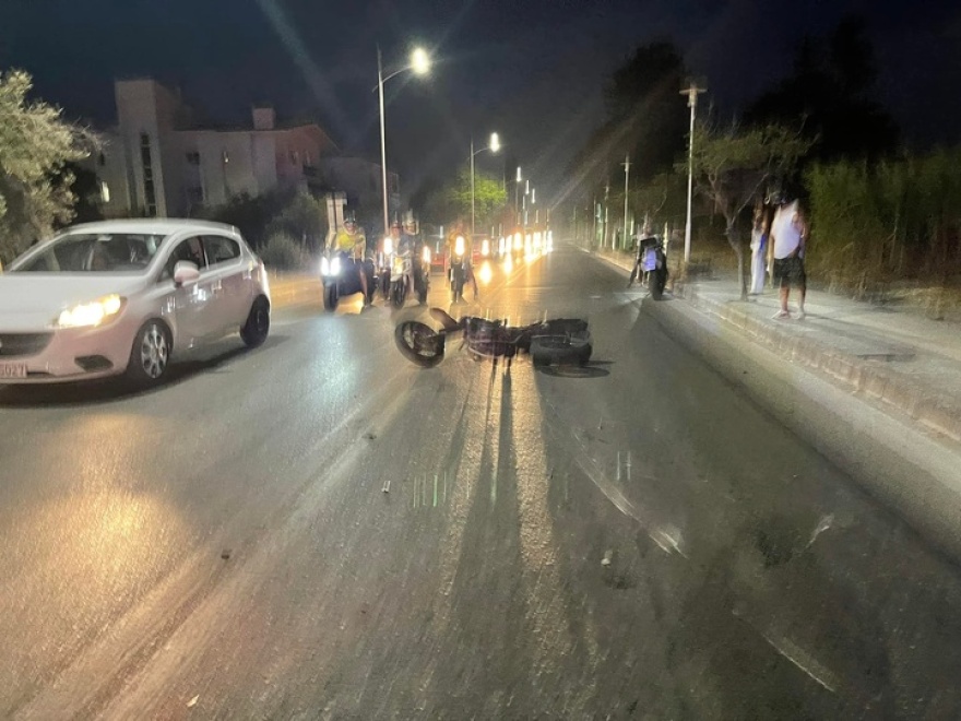 Ρόδος: Μηχανή παρέσυρε τρεις πεζούς, μάχη για τη ζωή της δίνει μία γυναίκα