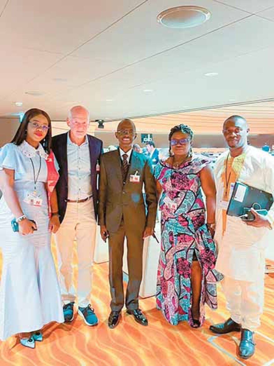 Σοσιαλιστική Διεθνής: Ο νέος είναι ωραίος, αλλά ο Γιώργος είναι αλλού...