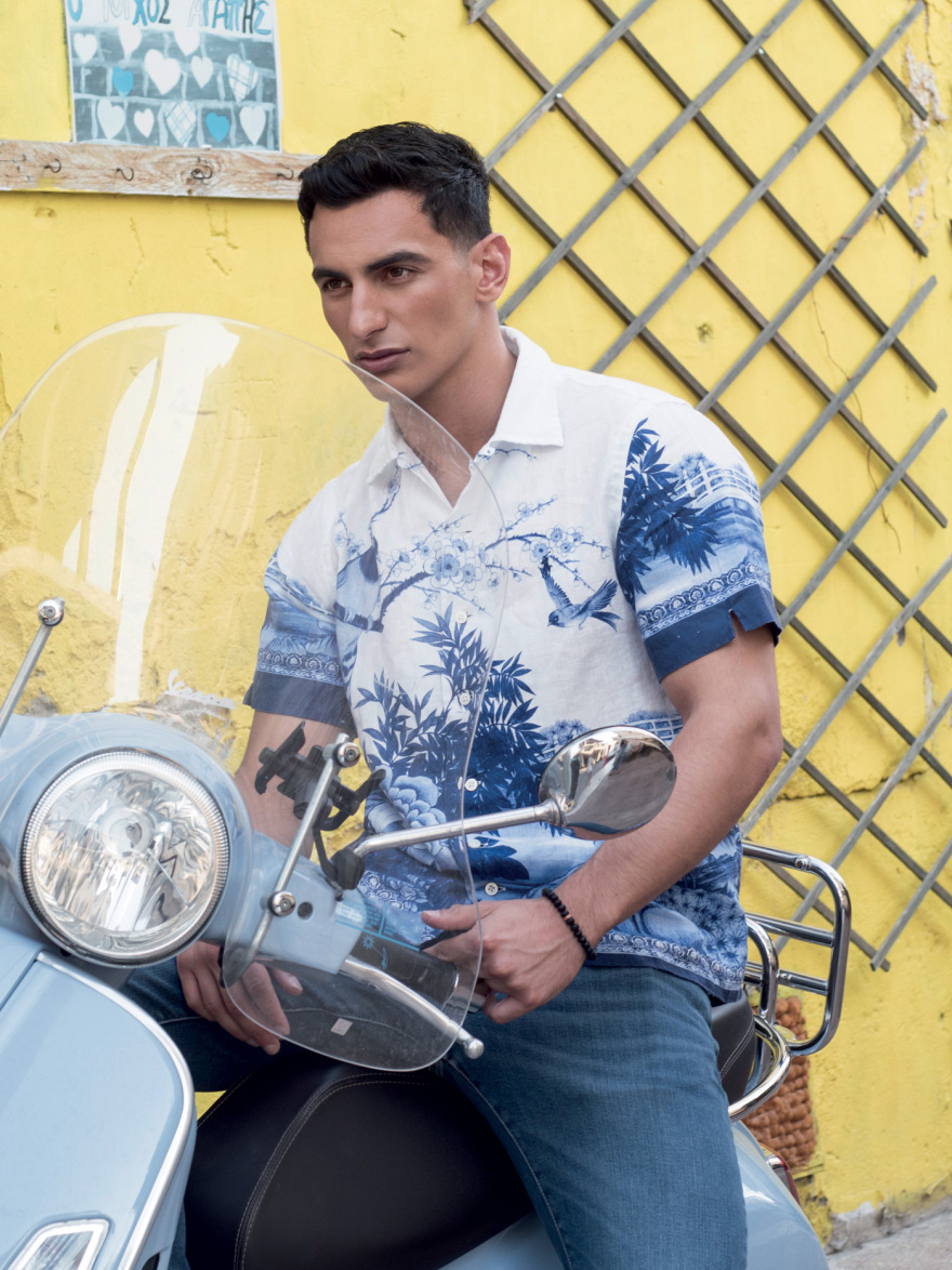 Σπύρος Καίσαρης: One Man Show