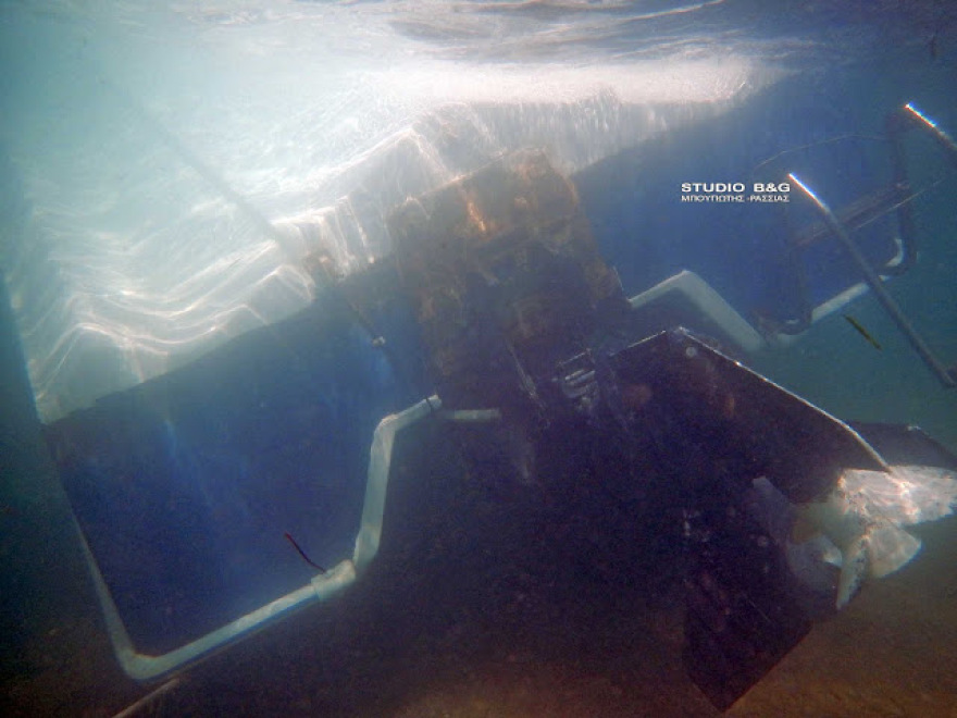 Ναύπλιο: Ισχυρά μελτέμια... βούλιαξαν σκάφος - Δείτε βίντεο και φωτογραφίες