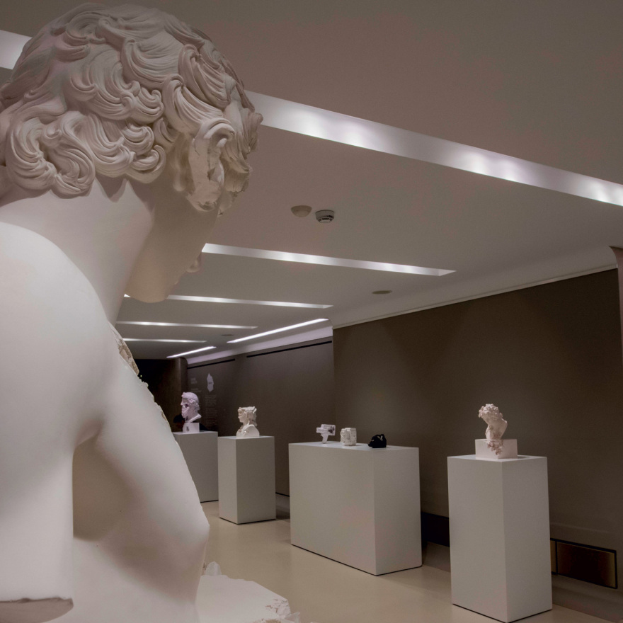 Daniel Arsham: Ο εικαστικός του Dior εμπνέεται στο Αιγαίο 