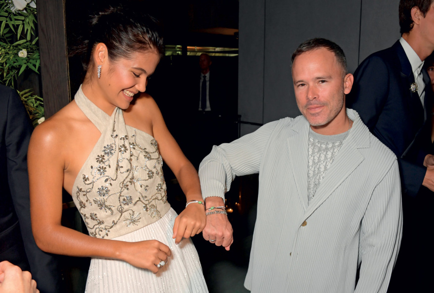 Daniel Arsham: Ο εικαστικός του Dior εμπνέεται στο Αιγαίο 