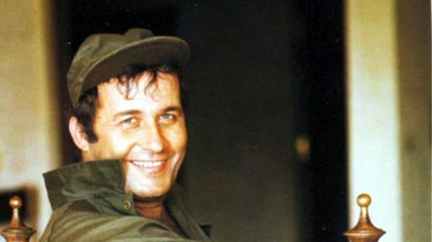 Δημήτρης Παπαμιχαήλ: Σαν σήμερα «έφυγε» ο ηθοποιός - Η σπάνια φωτογραφία με τον αδερφό του, Νίκο