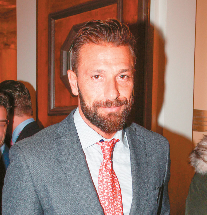 Πώς «οι ληστές του Διαδικτύου» παίρνουν τραπεζικούς κωδικούς από γιατρούς, επιχειρηματίες