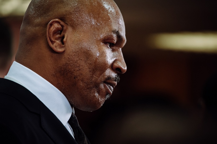 Μάικ Τάισον: Έξαλλος με τη νέα σειρά για τη ζωή του - «Θα πέσουν κεφάλια»