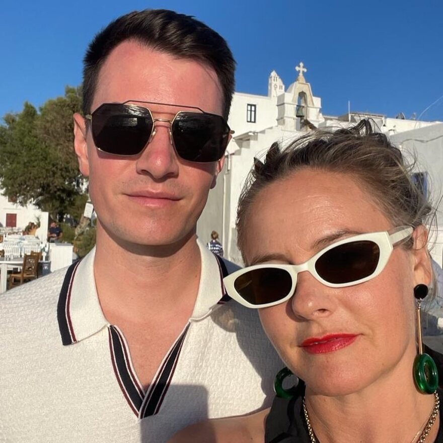 H Αλίσια Σίλβερστοουν κάνει διακοπές στην Ελλάδα