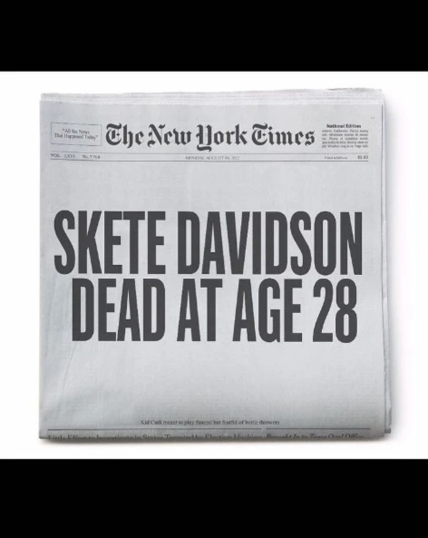 Κιμ Καρντάσιαν: Έξαλλη με το προσβλητικό ποστ του Κάνιε Γουέστ για τον Πιτ Ντέιβιντσον