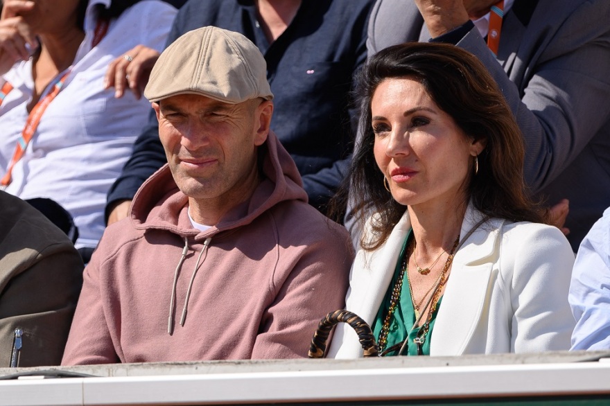 Ζινεντίν Ζιντάν: Viral η φωτογραφία με την εντυπωσιακή του οικογένεια 