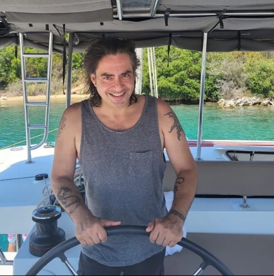 Καίτη Γαρμπή - Διονύσης Σχοινάς: Οι διακοπές τους στο σκάφος