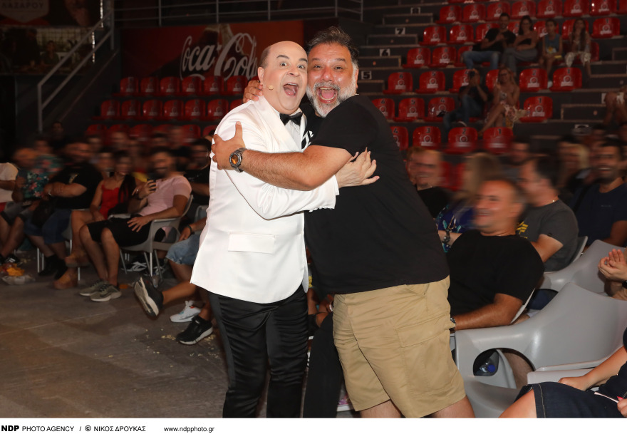 Ο Γρηγόρης Αρναούτογλου και η Νάνσυ Αντωνίου σε παράσταση του Μάρκου Σεφερλή