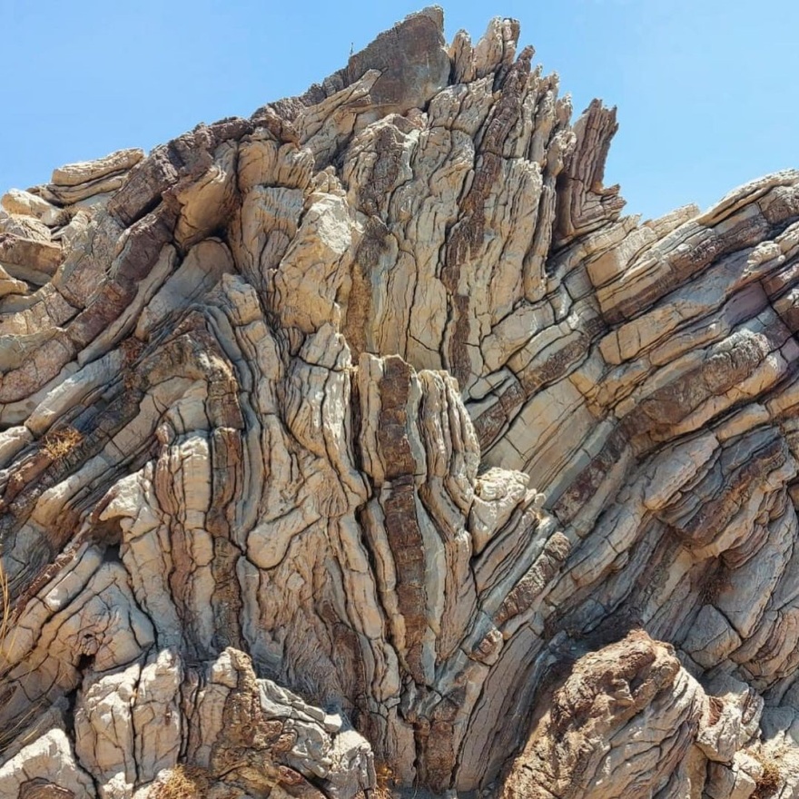 Η Μαρία Ναυπλιώτου κάνει διακοπές με τον αδερφό της στην Κρήτη