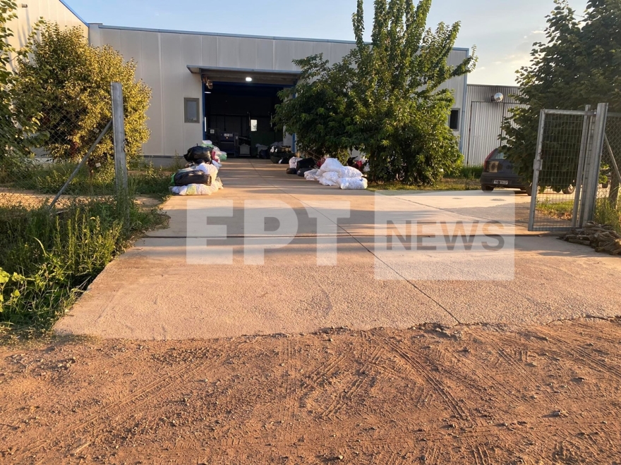 Μεσσήνη: «Τη βρήκα να κλαίει και να προσπαθεί να σκουπίσει το υγρό από το πρόσωπό της» λέει ο εργοδότης της 49χρονης